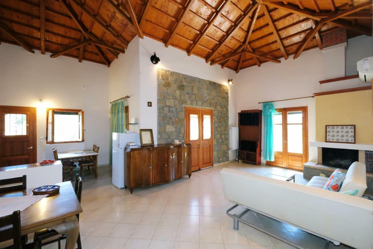 Villa Stone House Of Panos Kornos Esterno foto