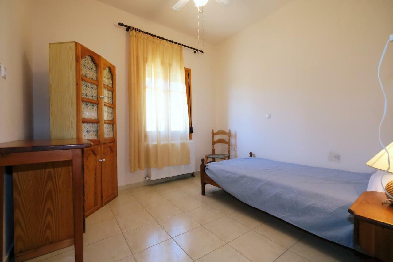 Villa Stone House Of Panos Kornos Esterno foto
